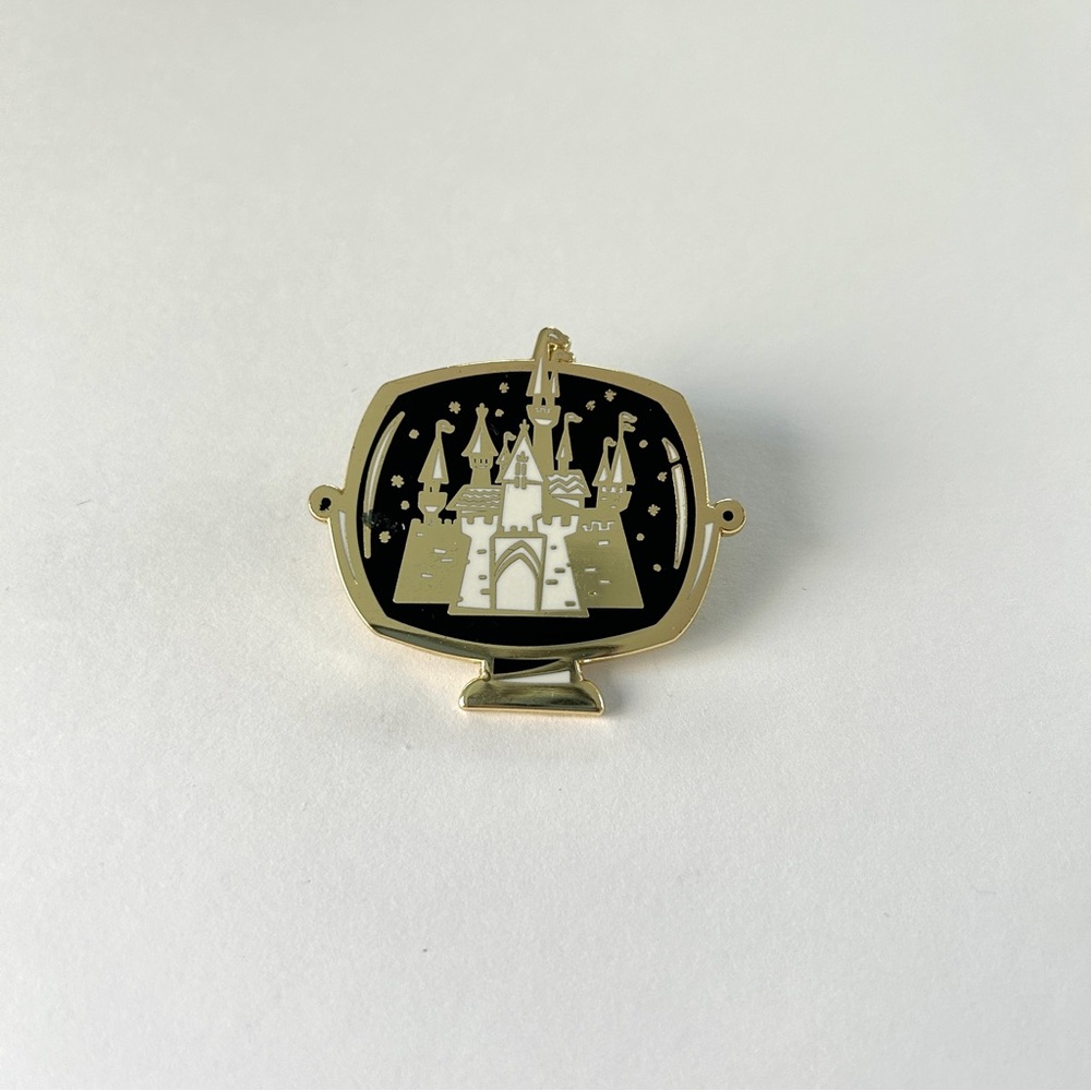 Disney D23 Gold Member Sleeping Beauty Castle Television Pin (2019)